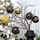 Modern Luxury: Black & Gold Ornaments